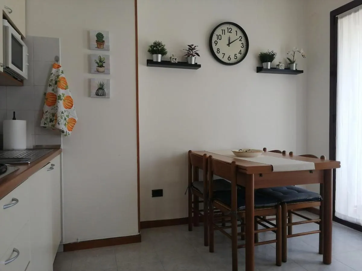 קומו Olimpo Apartament דירה